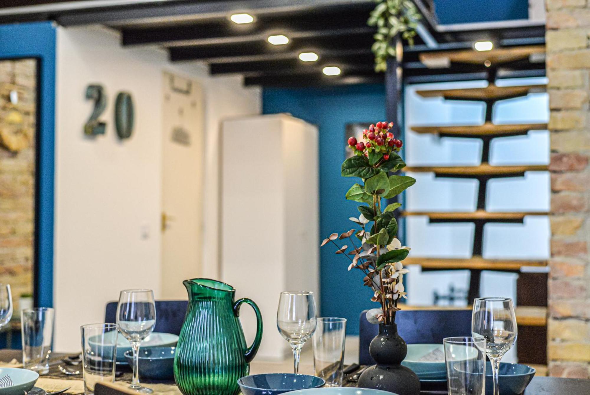 Global Living - Dazzling Dob Dwelling Apartment Budapest